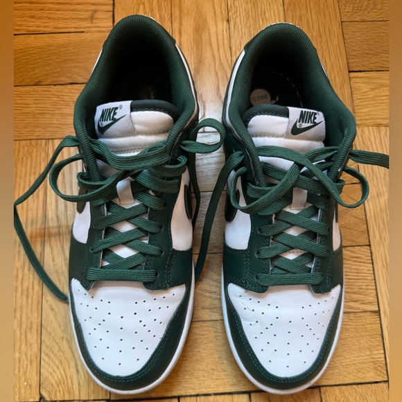 Nike Dunk Low ‘Michigan State’ - Picture 4 of 9